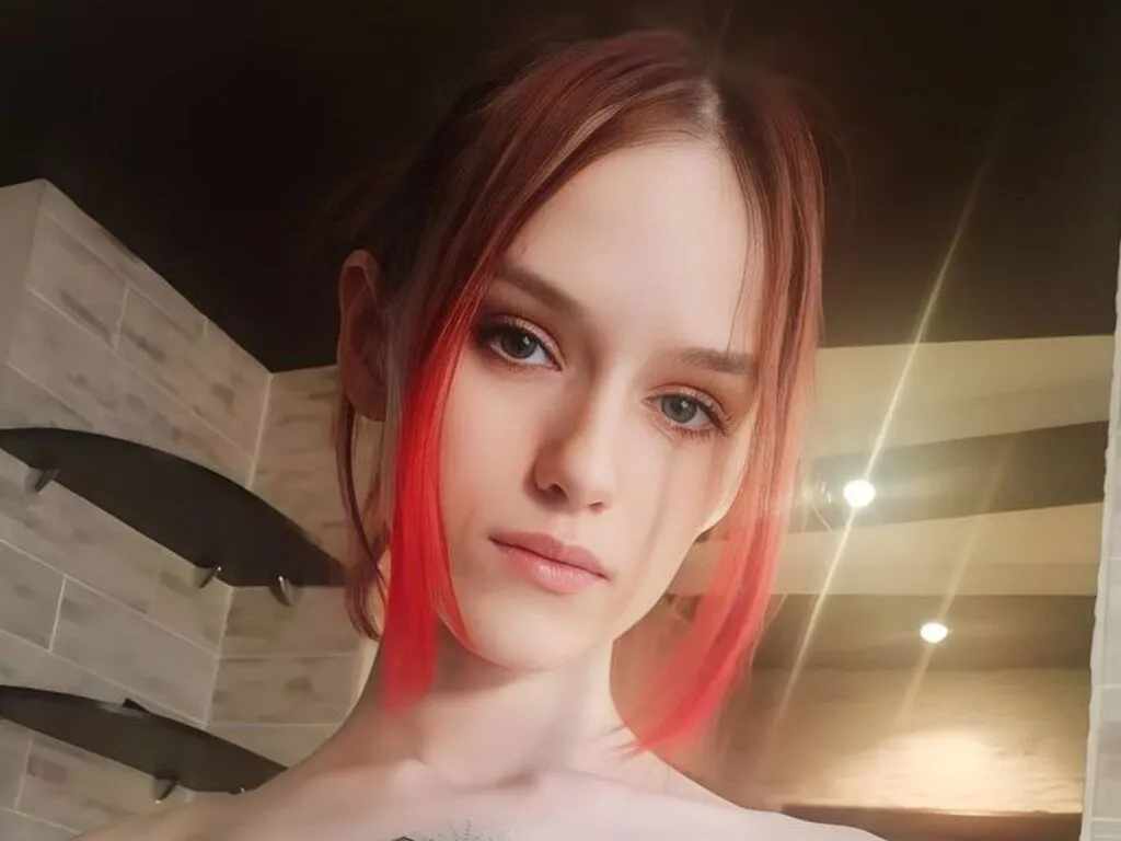 Live sex webcam photo for AntoniaBiddy #276862997