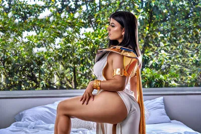 Live sex webcam photo for ArianaSantana #290194032