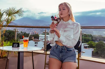 Live sex webcam photo for BellGrey #290128179