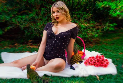 Live sex webcam photo for BellGrey #290128203