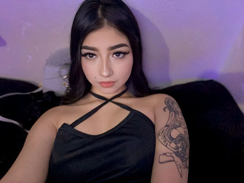 Live sex webcam photo for BellaChannel