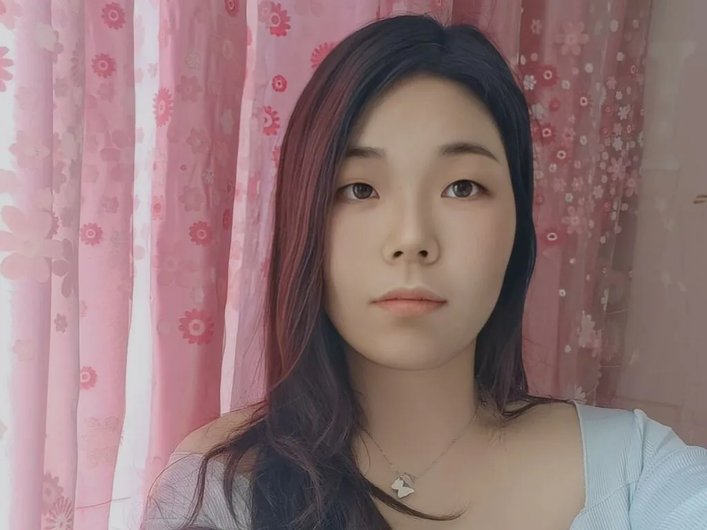 Live sex webcam photo for BlancheDany #277775976