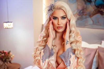 Live sex webcam photo for BlancheSummer #290193049
