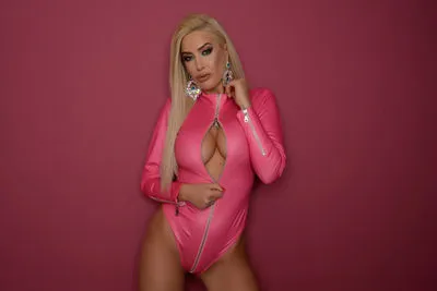 Live sex webcam photo for BlancheSummer #290193139