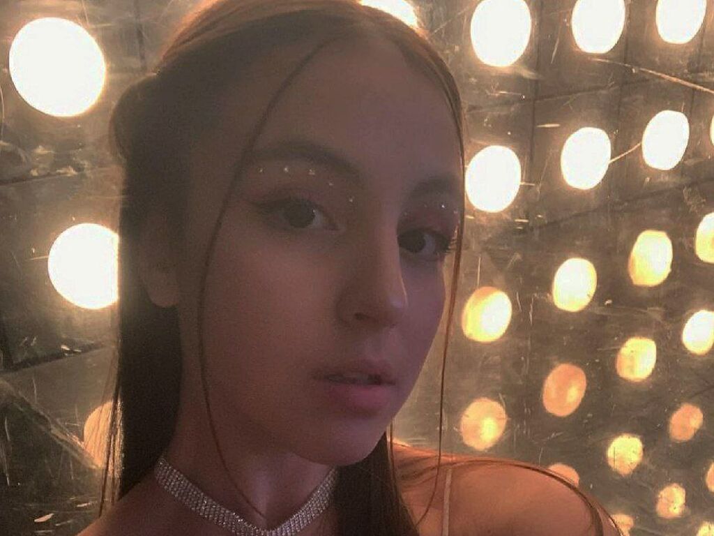 Live sex webcam photo for BonieJonson #276640975