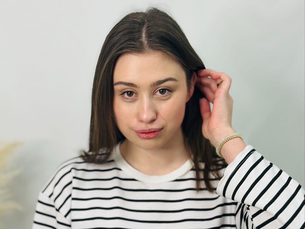 Live sex webcam photo for BreckGalt #277536943