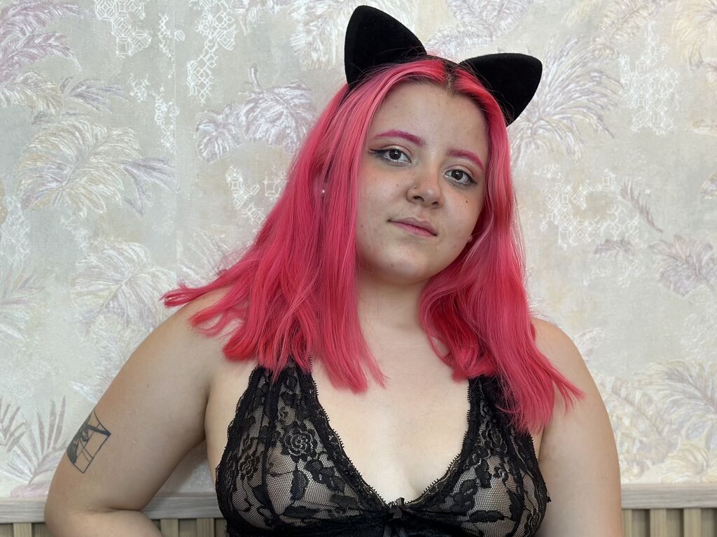 Live sex webcam photo for BunnyHollie #276447315