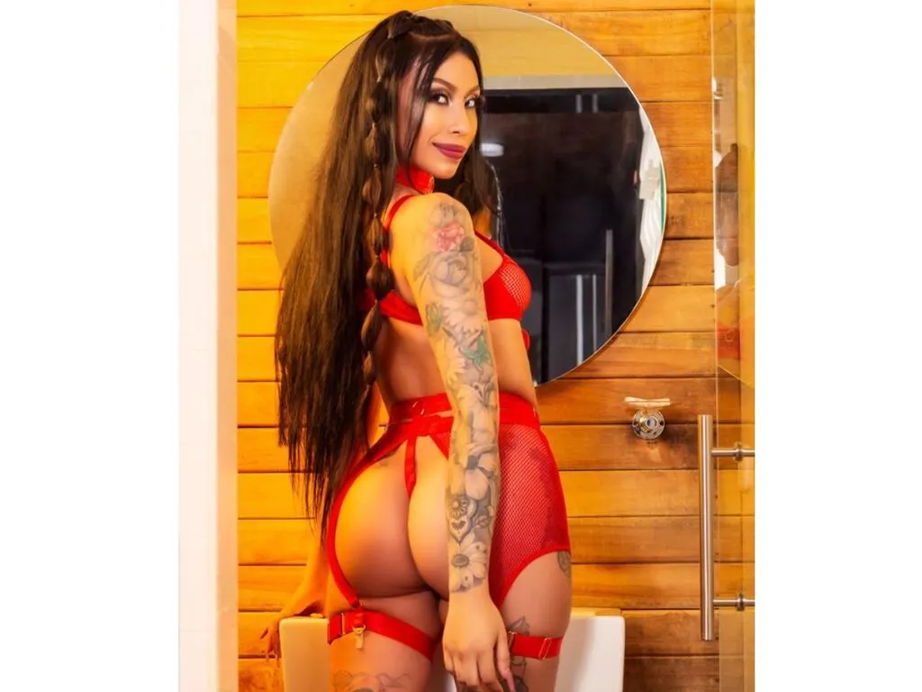 Live sex webcam photo for CameronGibbs #276161866