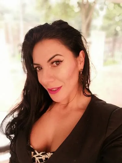 Live sex webcam photo for ChandrelRose #290168443