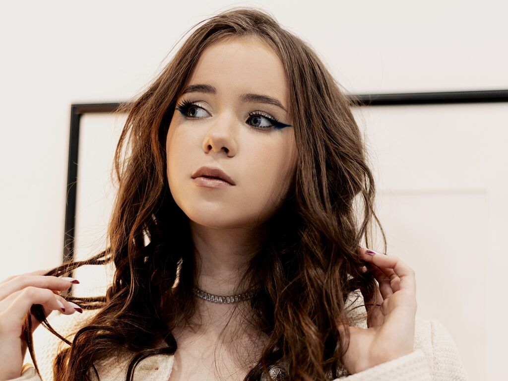 Live sex webcam photo for CharilWilson #276817735