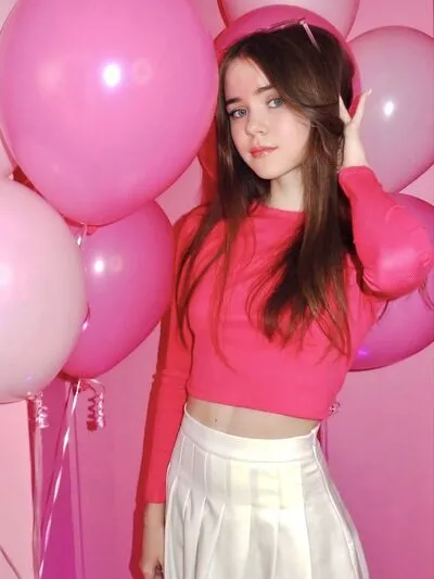 Live sex webcam photo for CharilWilson #290121412