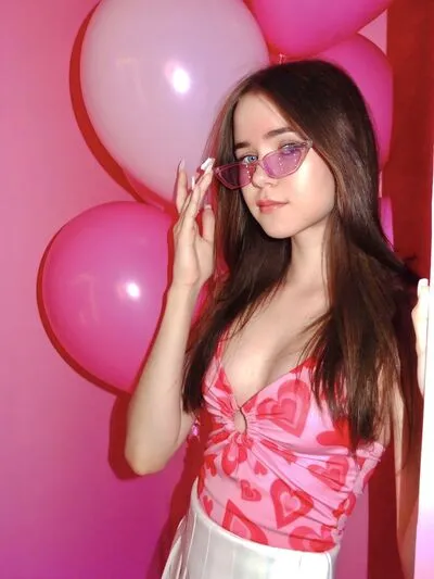 Live sex webcam photo for CharilWilson #290121414