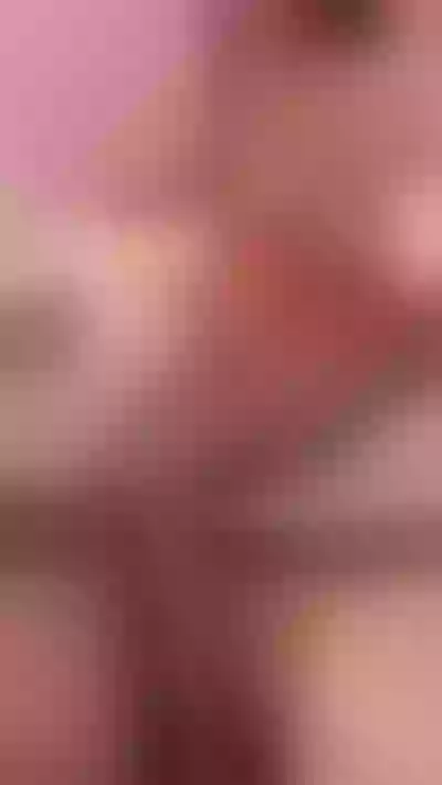 Live sex webcam photo for ChloeDurgot #290157036