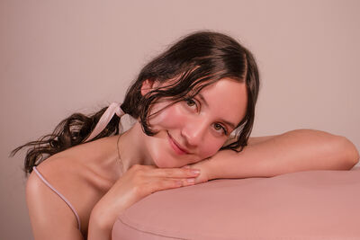 Live sex webcam photo for ChloeDurgot #290157051