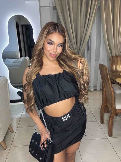 Live sex webcam photo for ChloeNova #290138458