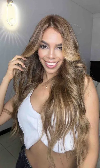 Live sex webcam photo for ChloeNova #290138494