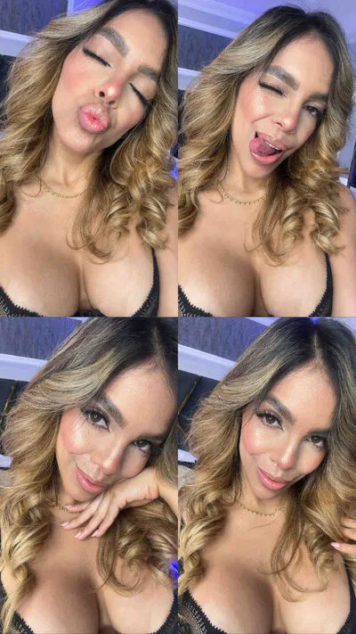 Live sex webcam photo for ChloeNova #290138499