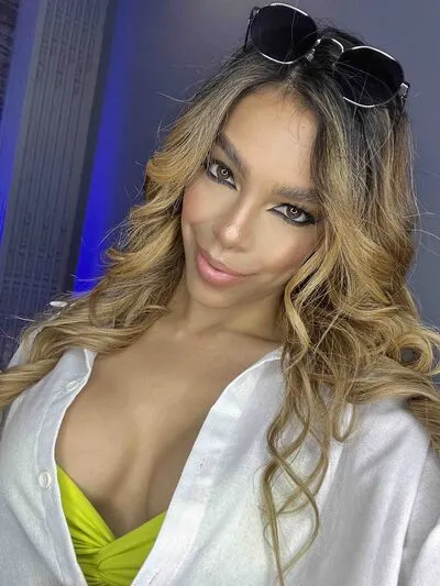 Live sex webcam photo for ChloeNova #290138512