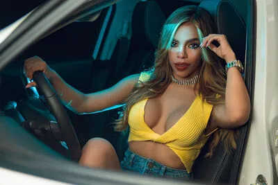 Live sex webcam photo for ChloeNova #290138589