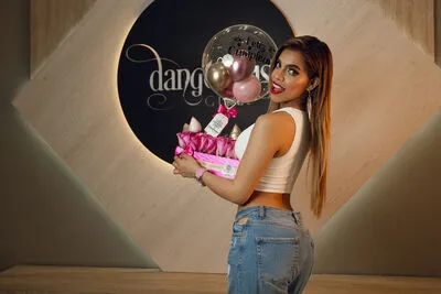 Live sex webcam photo for ChloeNova #290138596