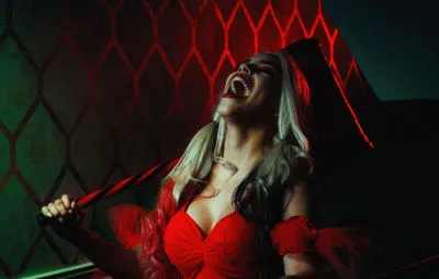 Live sex webcam photo for ChloeNova #290138607