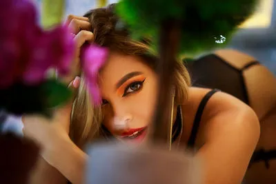 Live sex webcam photo for ChloeNova #290138620