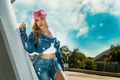 Live sex webcam photo for ChloeNova #290138629