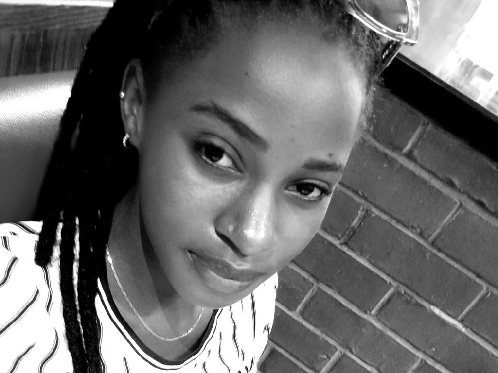 Live sex webcam photo for CiaraColls #277728753