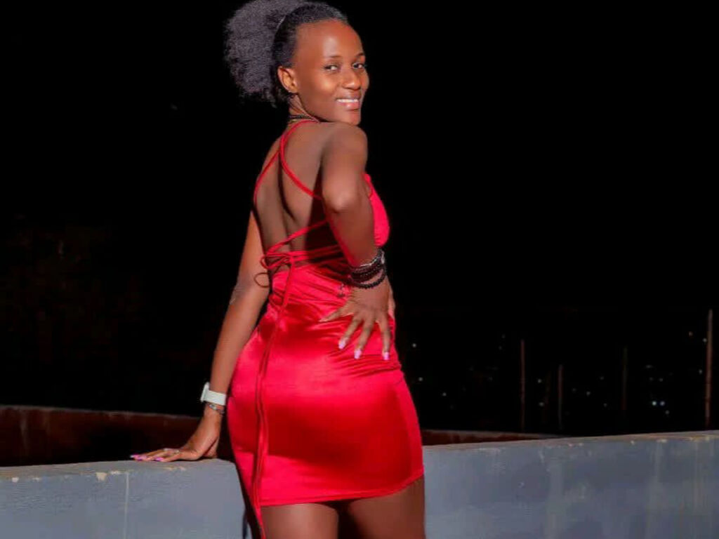 Live sex webcam photo for CiaraMontez #277345025