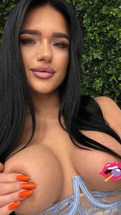 Live sex webcam photo for CindyCall #290168638