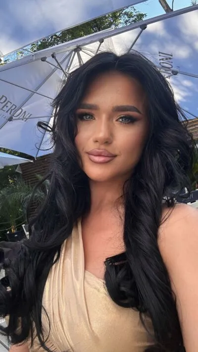 Live sex webcam photo for CindyCall #290168640