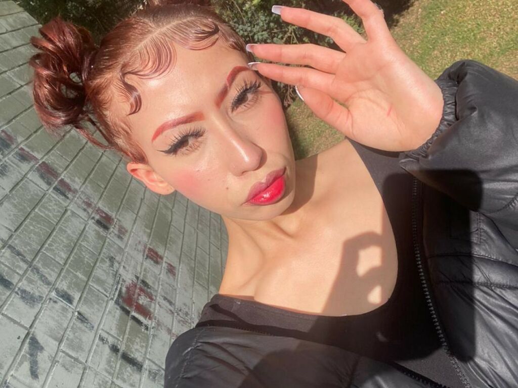 Live sex webcam photo for CooperLilith #276371808