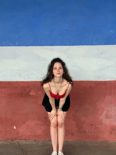 Live sex webcam photo for CristinaRous #290192574