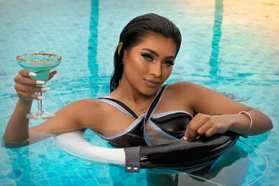 Live sex webcam photo for DanielaMills #290168858