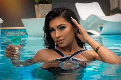 Live sex webcam photo for DanielaMills #290168863