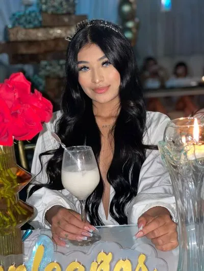 Live sex webcam photo for DanielaMills #290168866