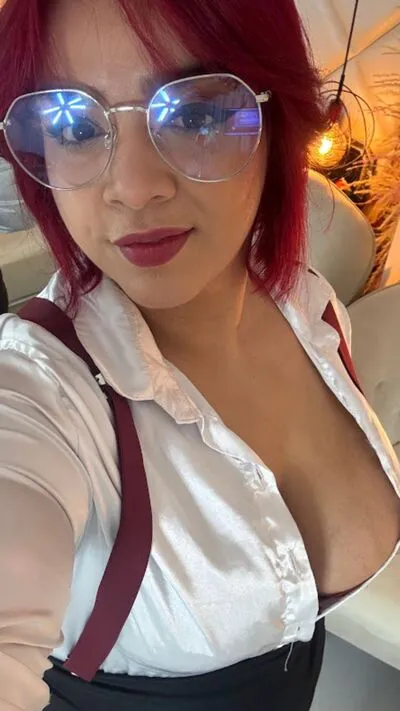 Live sex webcam photo for DannaFerlucio #290127897