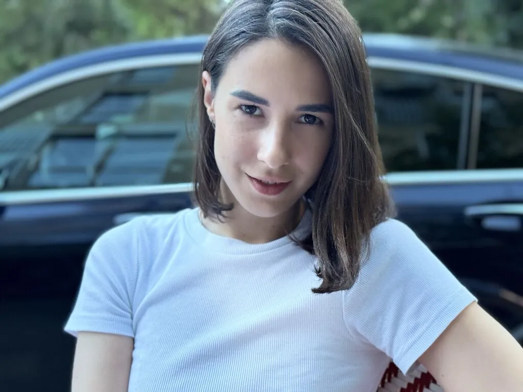 Live sex webcam photo for DareleneBolling