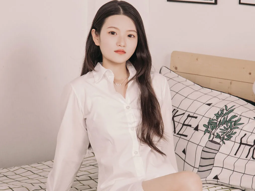 Live sex webcam photo for DavisAnya