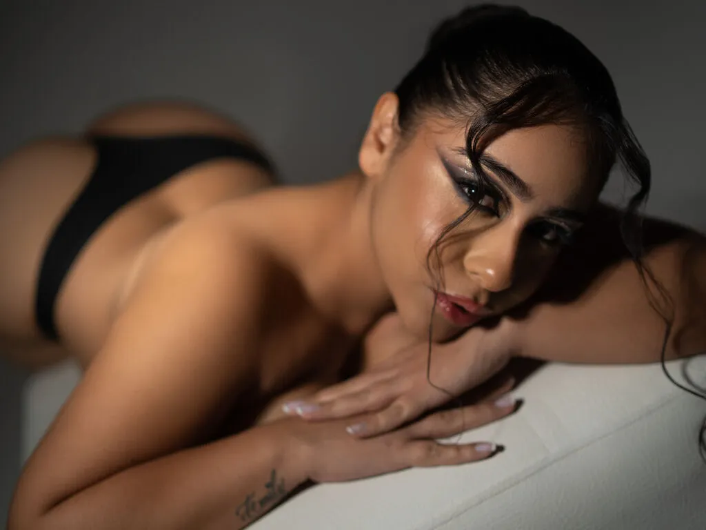 Live sex webcam photo for DevonPeaarson #277125288