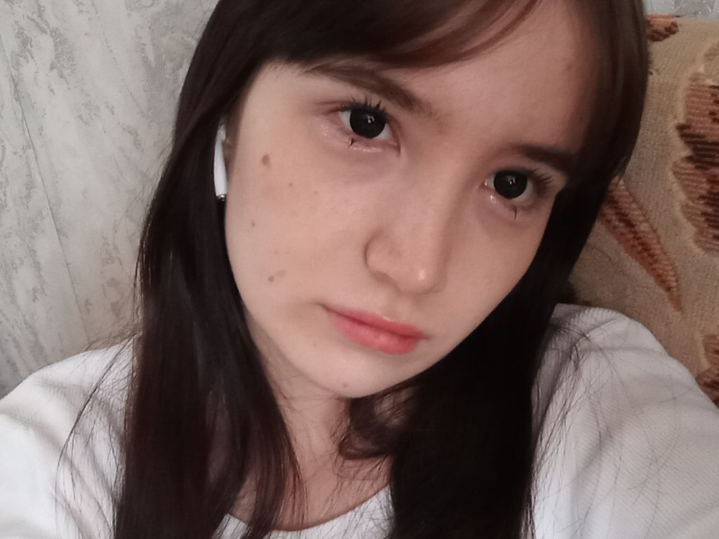 Live sex webcam photo for DieraBarkus #277888594