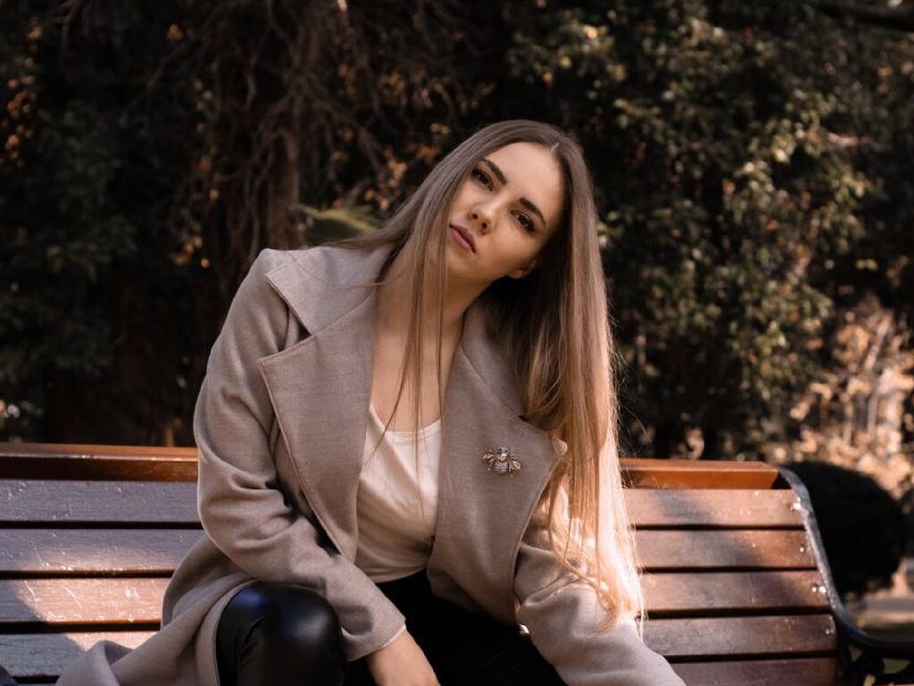 Live sex webcam photo for DorotySander #278089173