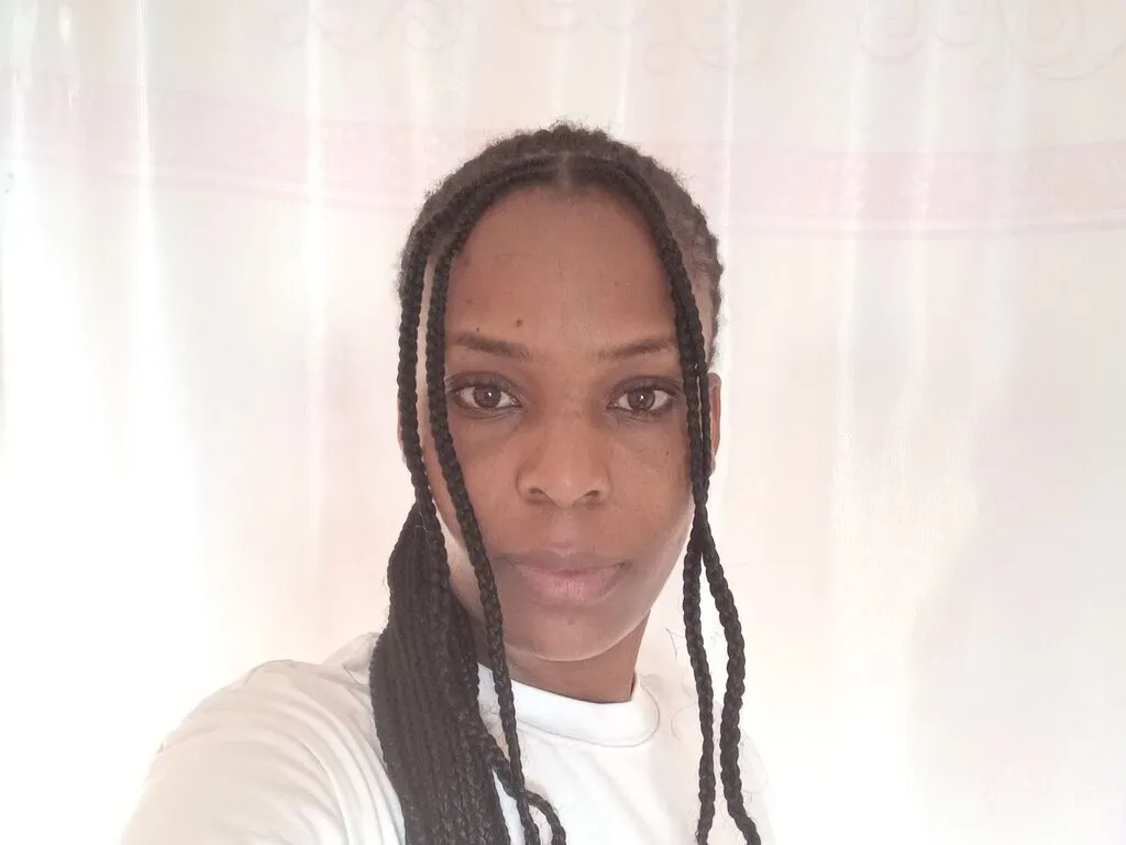 Live sex webcam photo for DovyVish #277957458