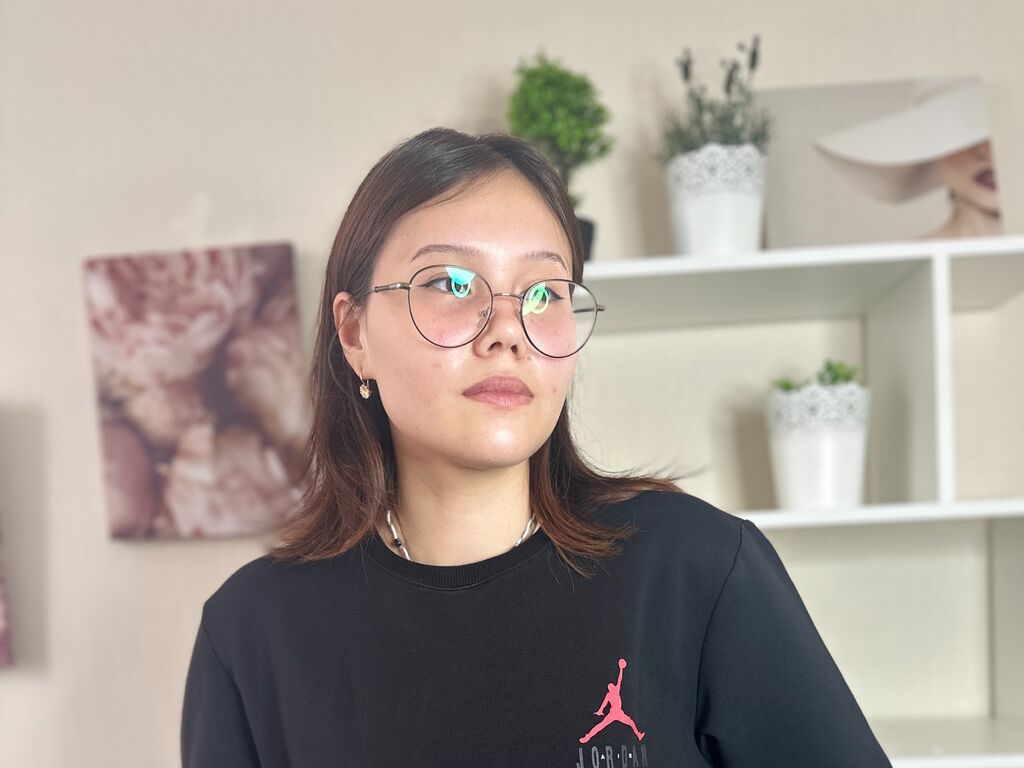 Live sex webcam photo for EdithaEarnest #278289944