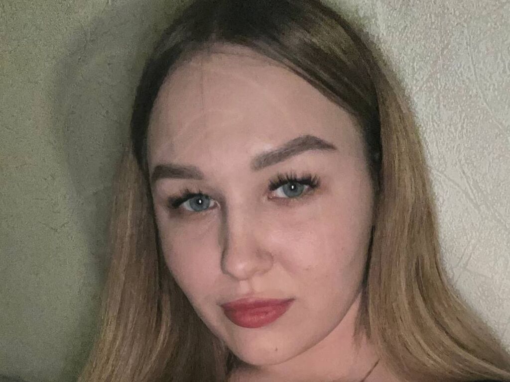 Live sex webcam photo for EdythGales #278191428