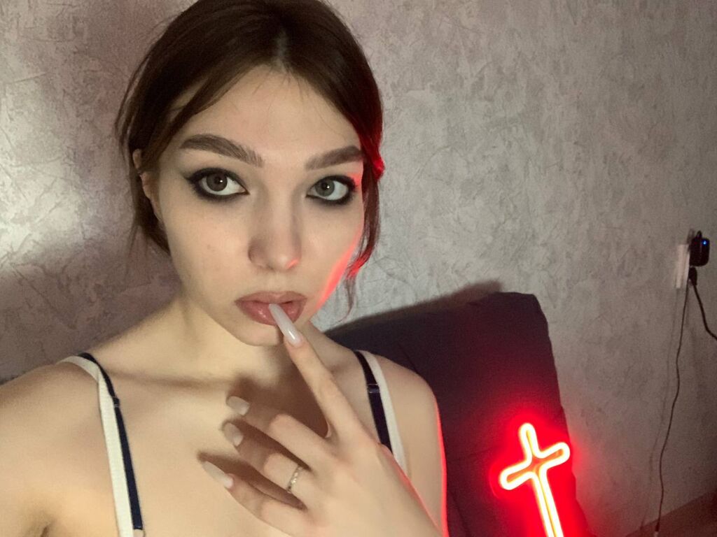 Live sex webcam photo for EffiTexas #277187705