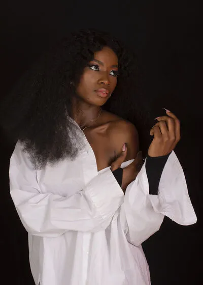 Live sex webcam photo for ElisHara #290122265