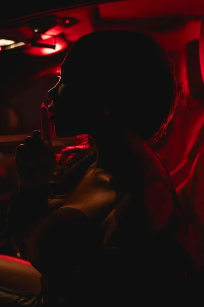 Live sex webcam photo for EmilyKorz #290157822