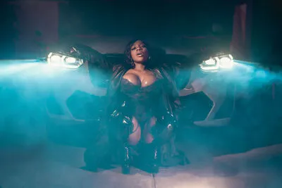 Live sex webcam photo for EmilyKorz #290157828