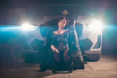 Live sex webcam photo for EmilyKorz #290157829